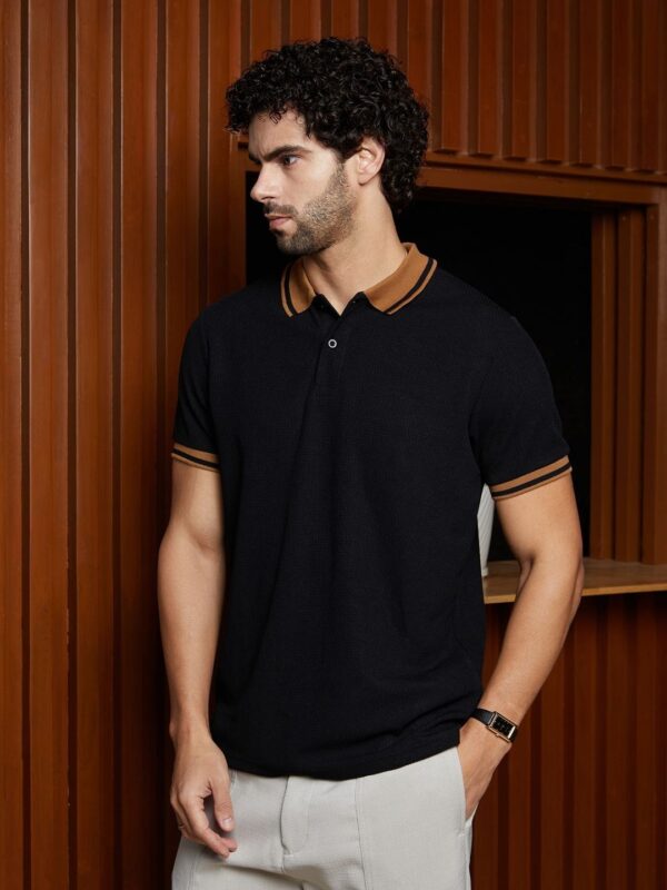 Campus Sutra Men Solid Polo Collar Cotton T-shirt - Image 2