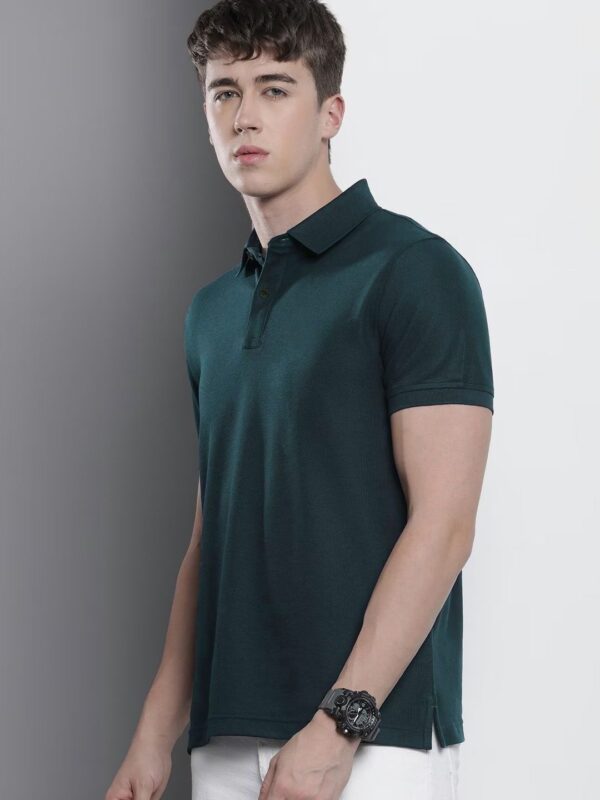 Men Polo Collar Moisture Wicking Regular Fit T-shirt